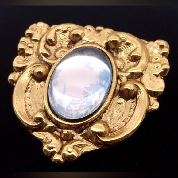 Elegant Gold Brooch with Blue Stone Vintage - Picture 7 of 9